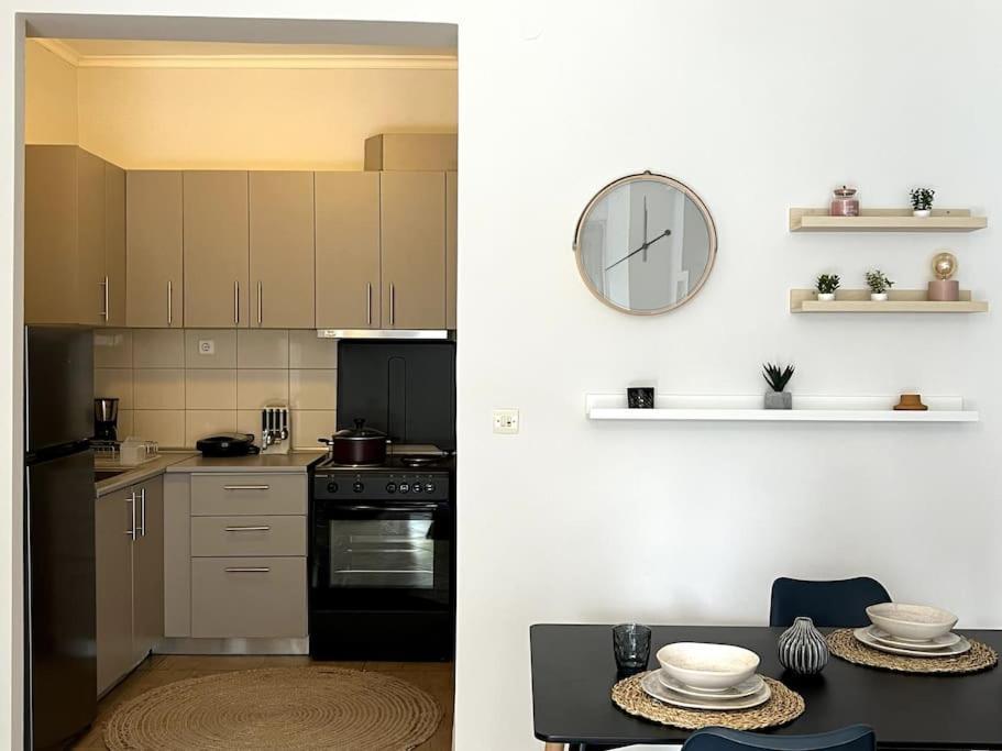 Jimmy'S Pool Apartment Peraia  Bagian luar foto